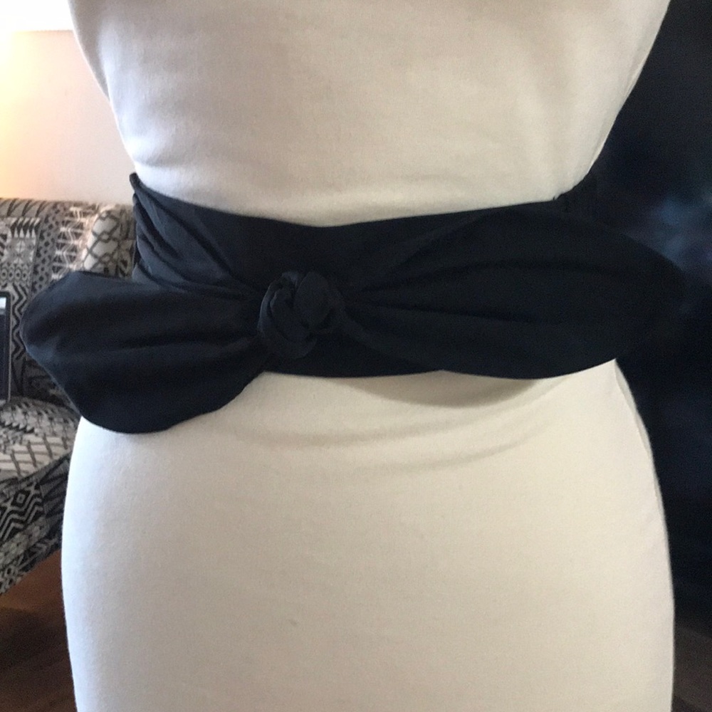 BCBG Bow Belt